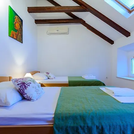 Avalon House Casa de Férias Cavtat