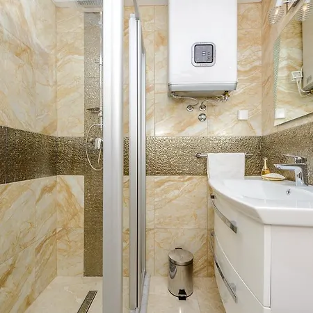 Avalon House * Cavtat